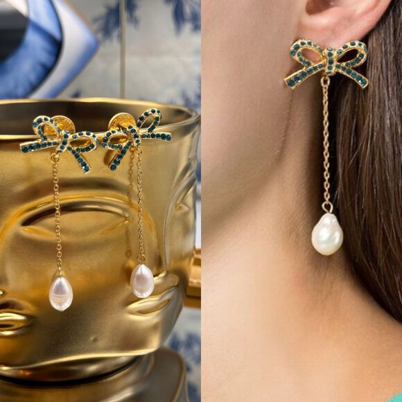 🆕 OSCAR DE LA RENTA 🧿 NWOT Swarovski Blue Crystal Bow Pearl Drop Earrings - Picture 1 of 15